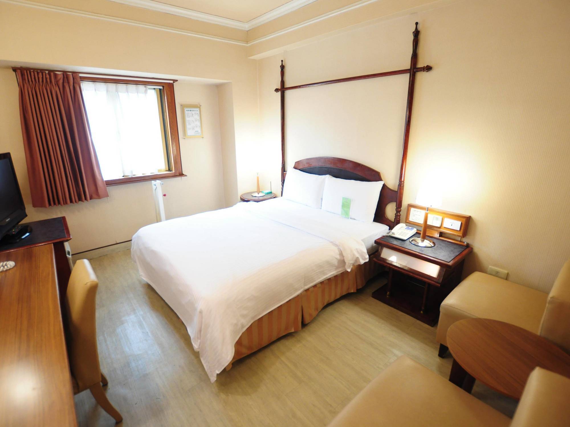 Royal Group Hotel Xiong Zhong Branch Kaohsiung Exteriör bild